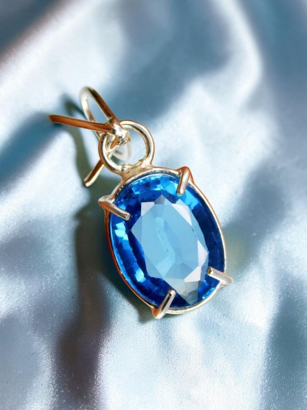 Natural 18.20 Ct Blue Topaz Oval Cut 925 Sterling Silver Certified Pendant
